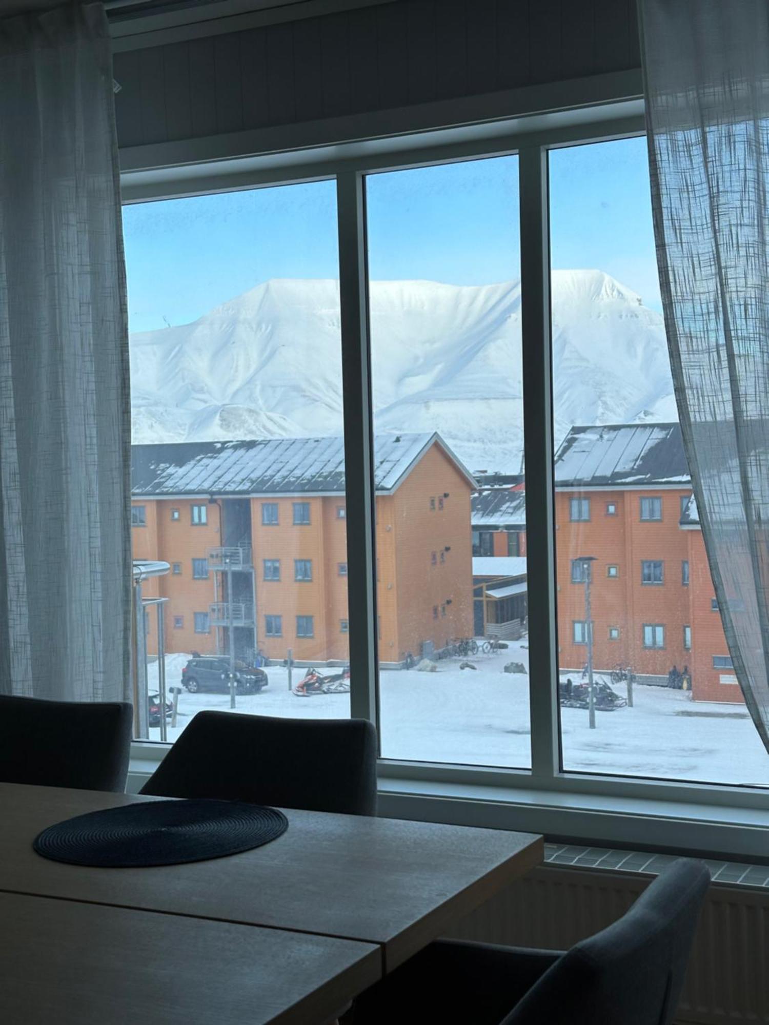 Longyearbyen Apartment Exterior foto